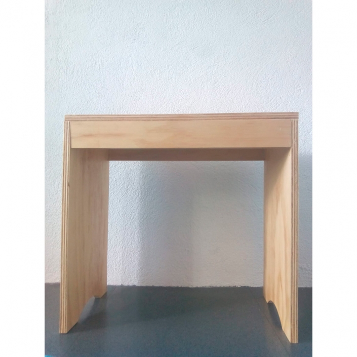 BANCO ARDDHA HALASANA grande 120€ – pequeño 110€ BANCO ARDDHA HALASANA grande 120€ - pequeño 110€